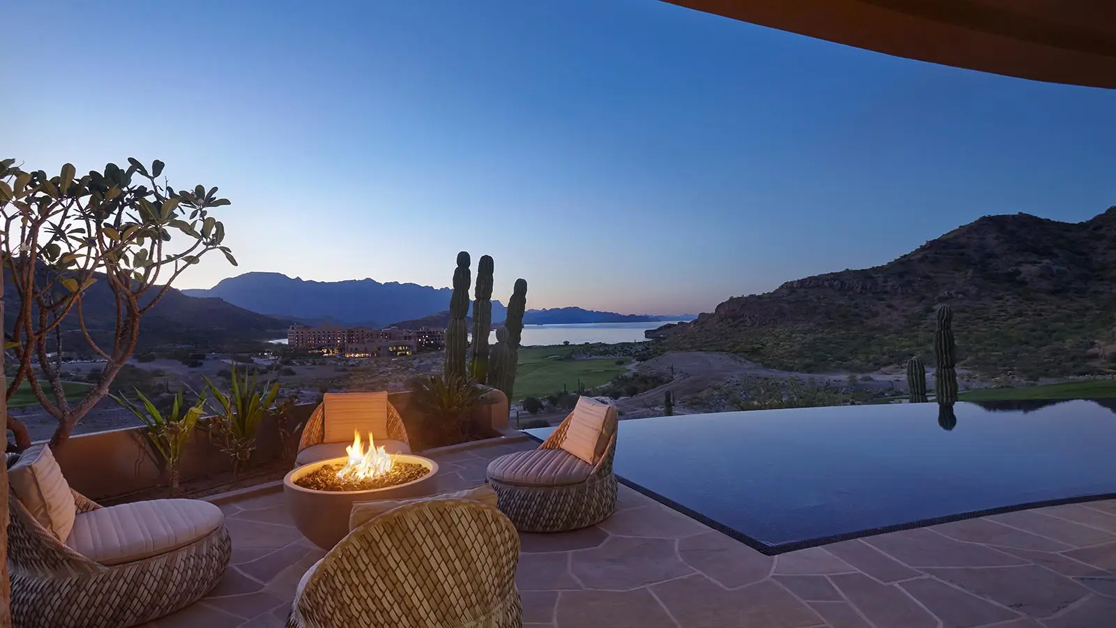 Ultra-Luxury Homes in Loreto