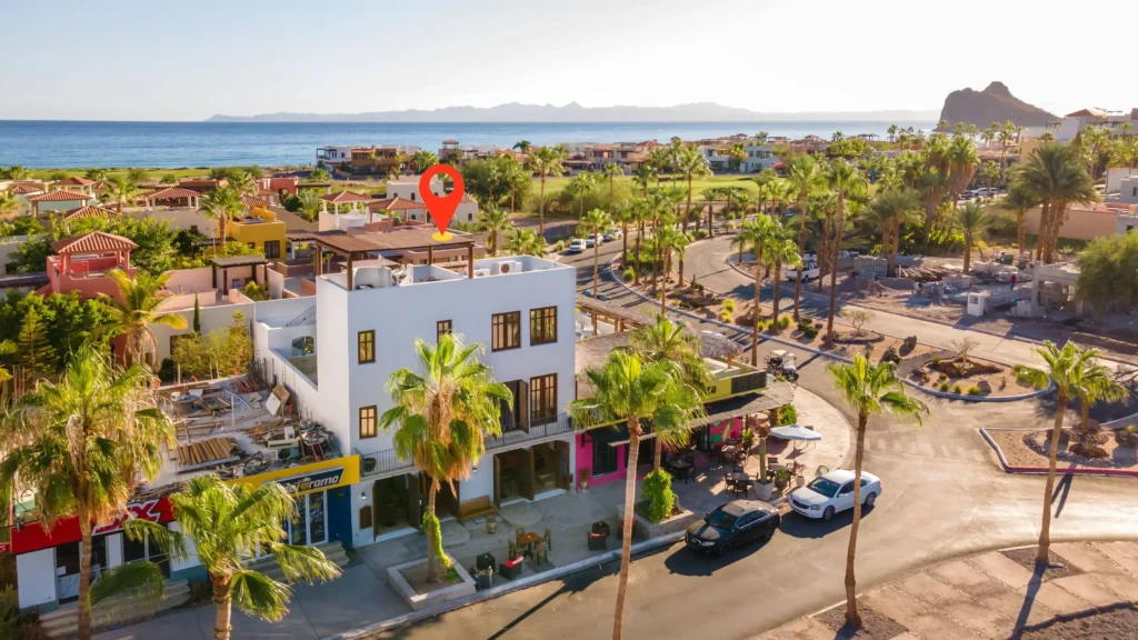 Luxury Estates Villas in Own In Loreto