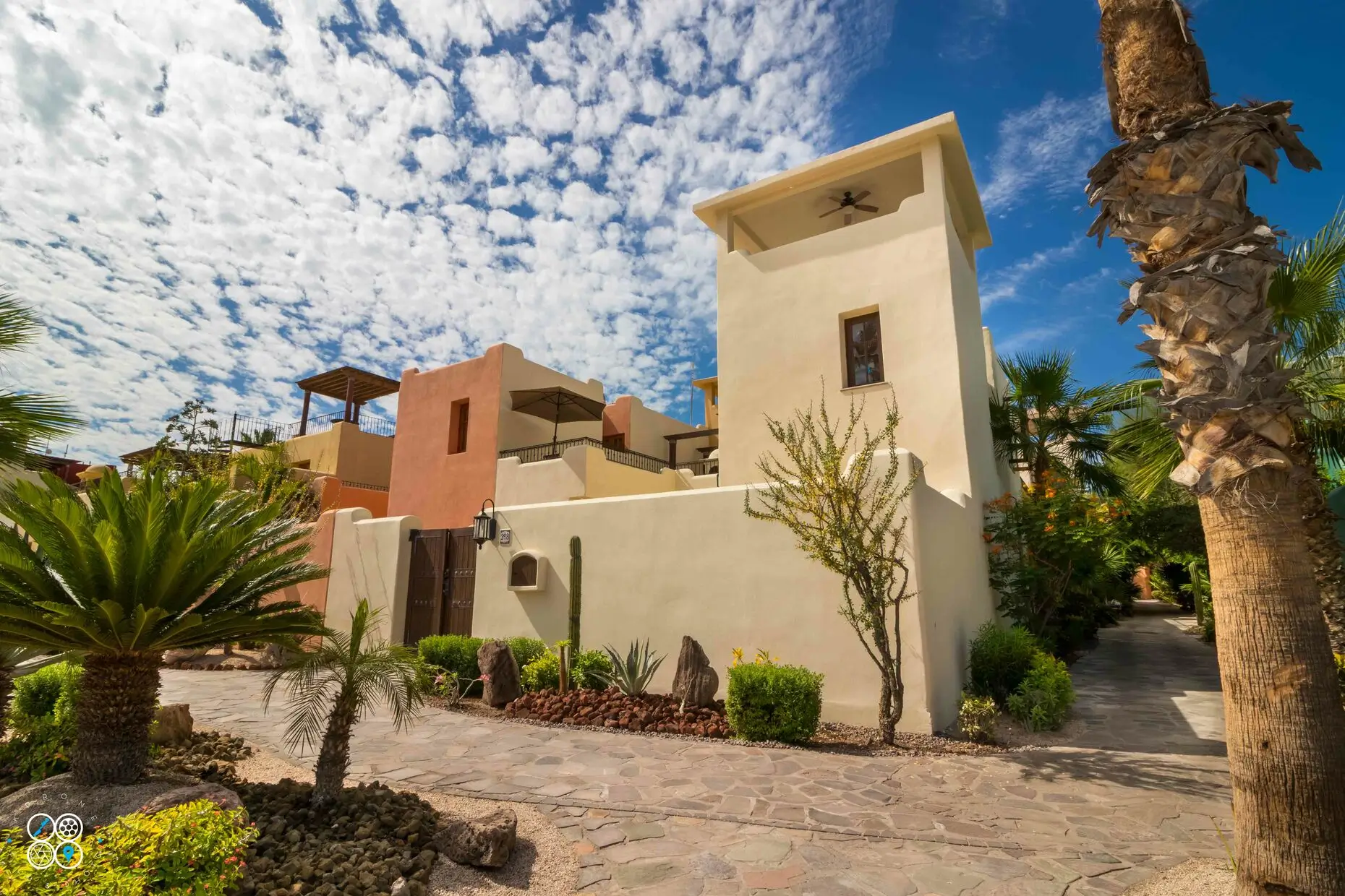 Smart Luxury Real Estate in Loreto
