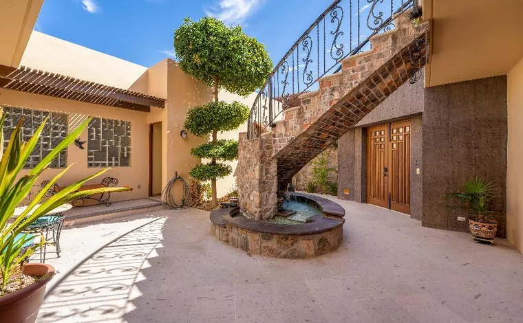 Boutique modern luxury homes in Loreto for sale within tranquil coastal communities