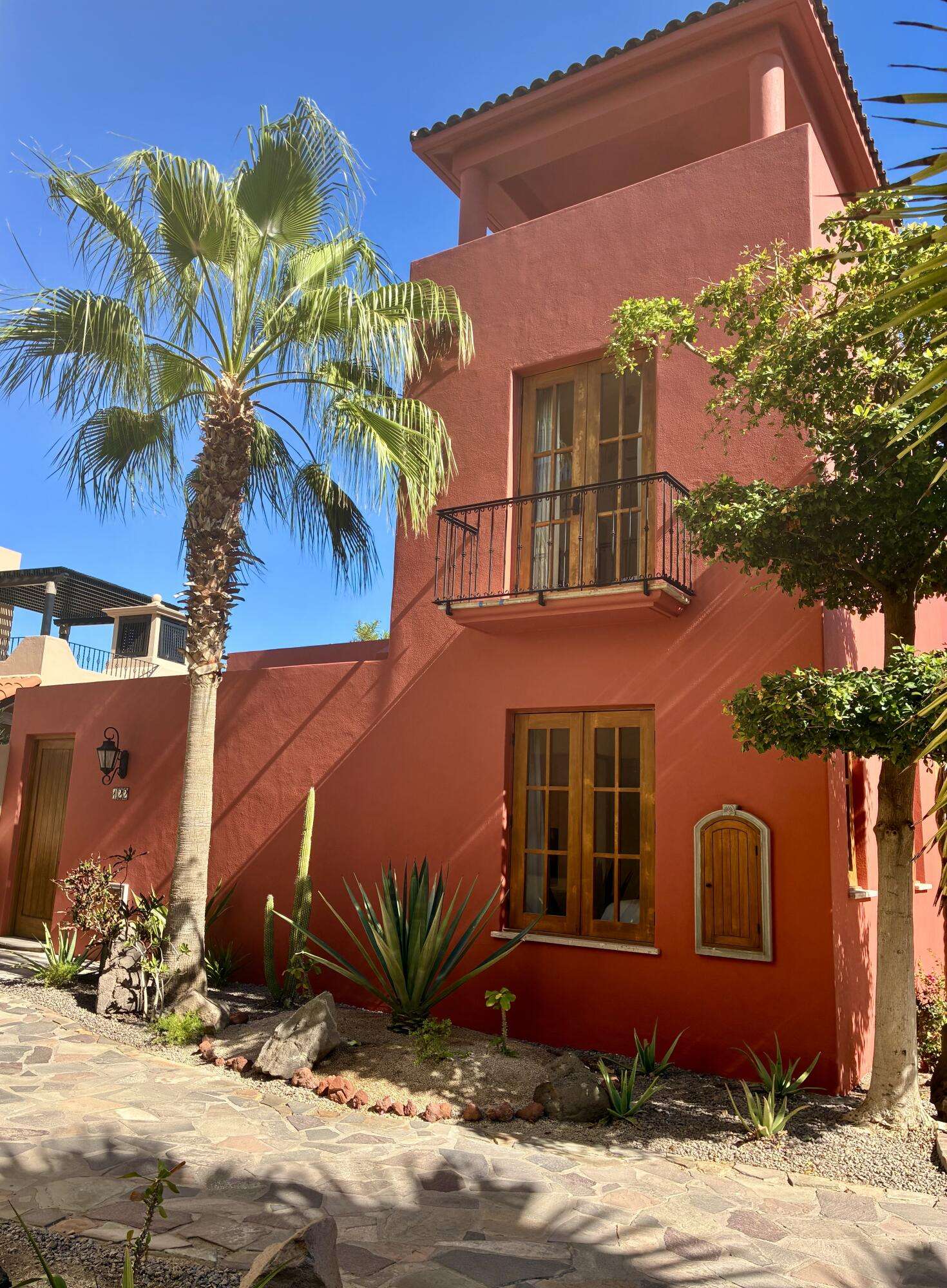 Loreto Agua Viva Introducing AV 122 a one-of-a-kind 2-bedroom, 2-bathroom contemporary home based on a Nuevo Chica footprint, boasting breathtaking for sale